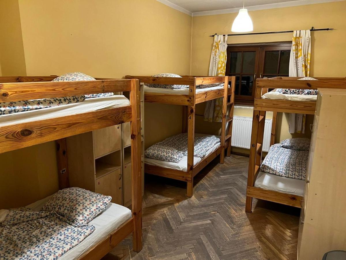 50 People Bis Apartment Cracovia Esterno foto