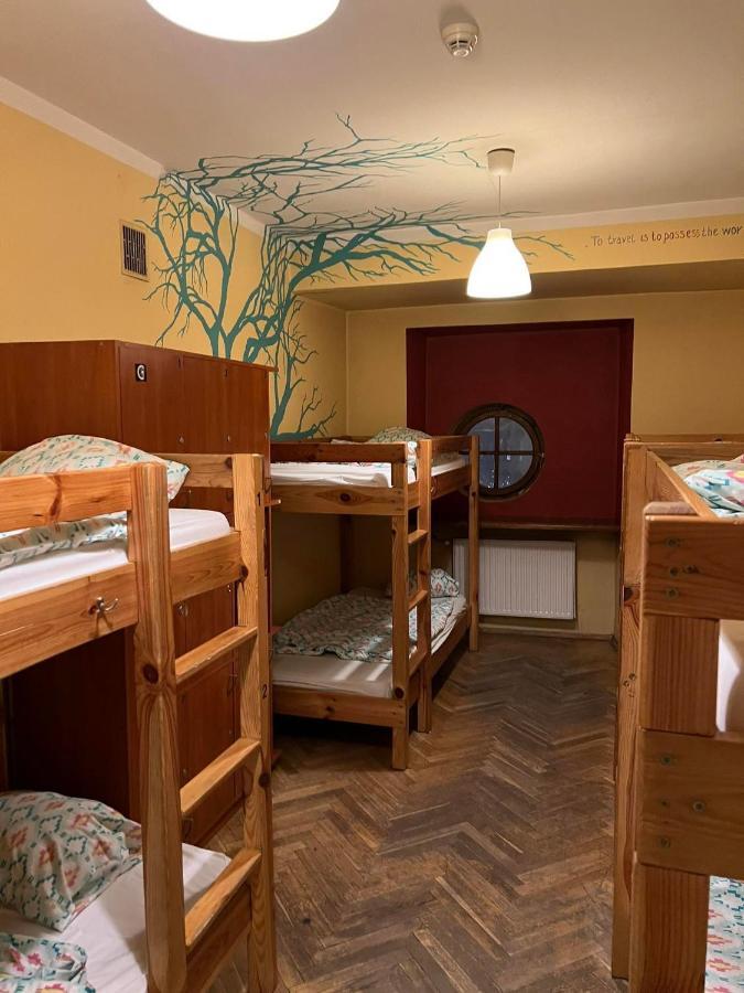 50 People Bis Apartment Cracovia Esterno foto