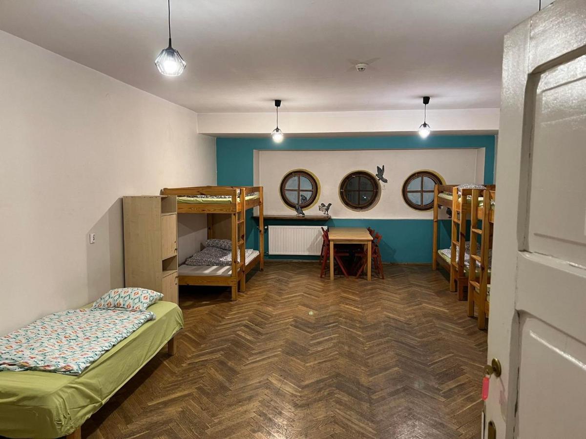 50 People Bis Apartment Cracovia Esterno foto
