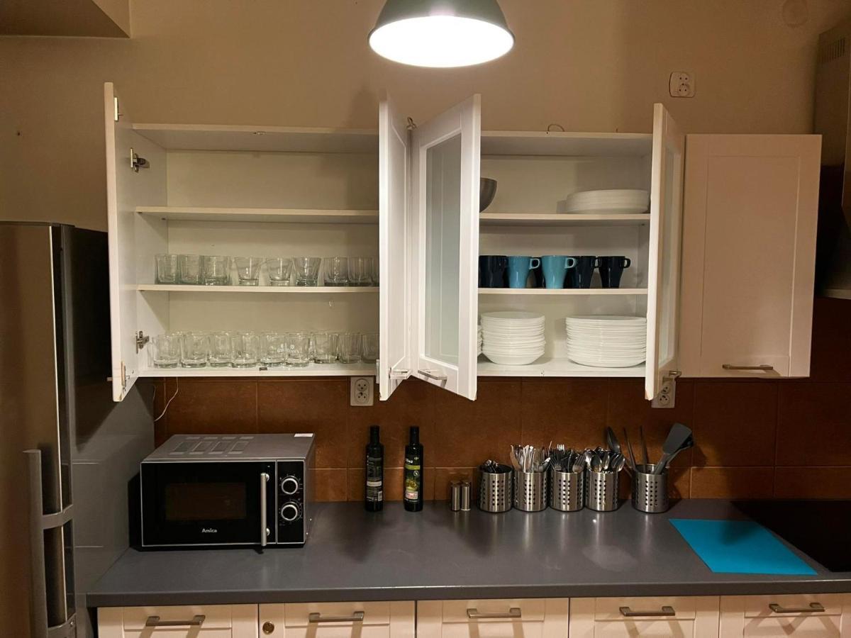 50 People Bis Apartment Cracovia Esterno foto