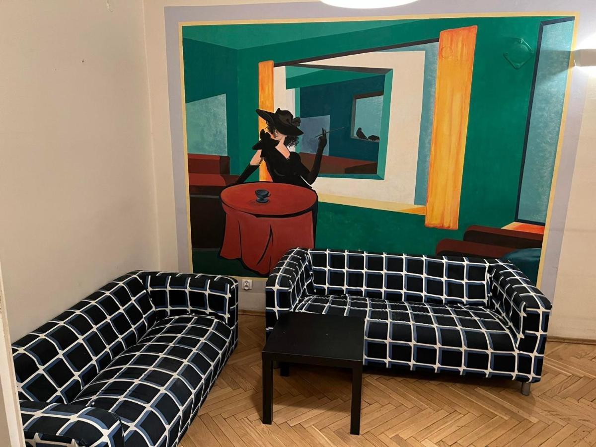 50 People Bis Apartment Cracovia Esterno foto